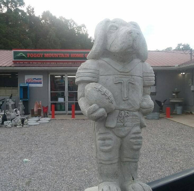 tennessee dog carving